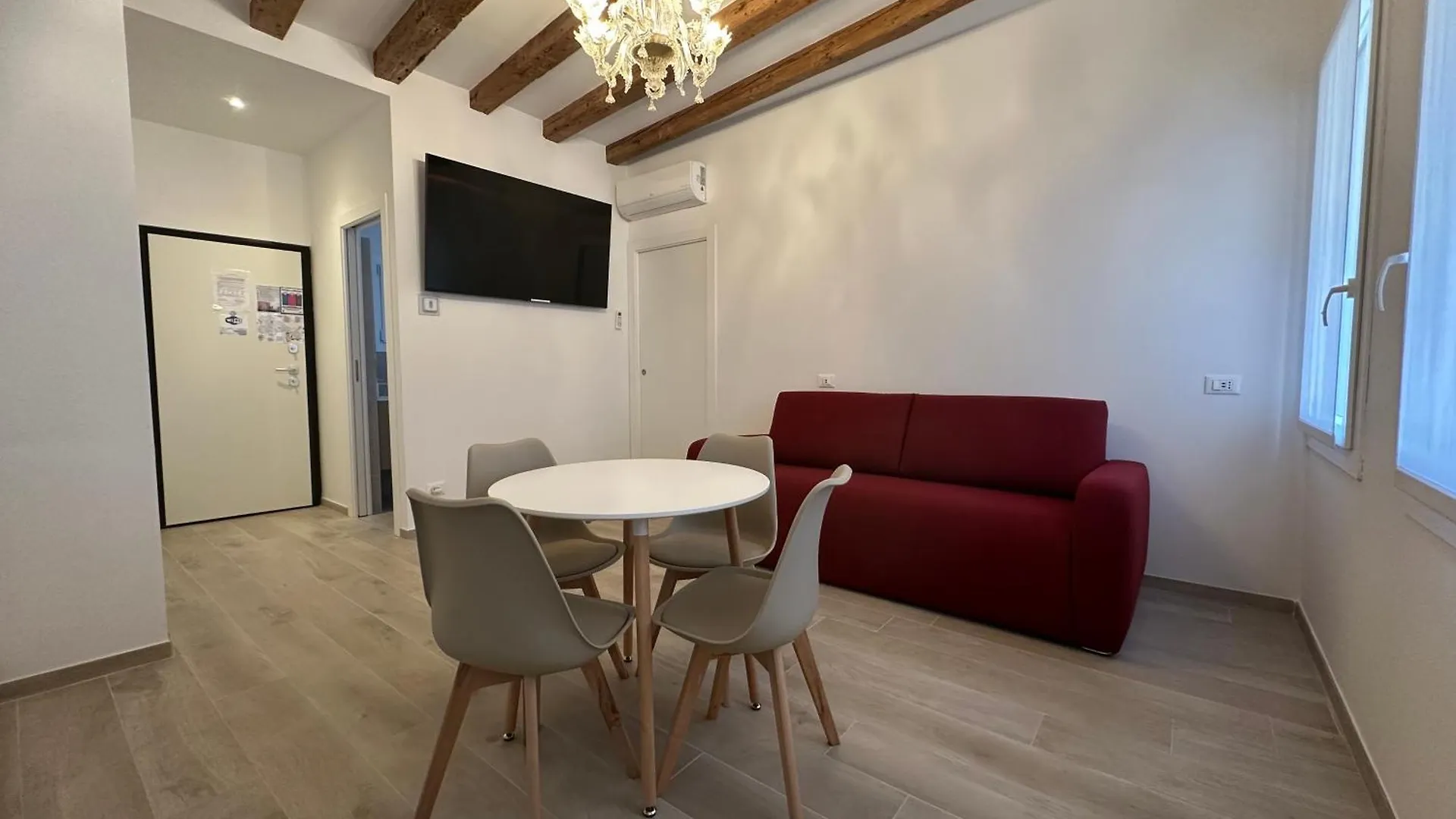 Classic Venice House 2 Holiday home